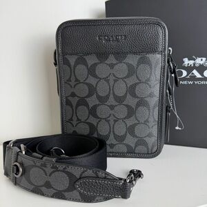 NWT Coach Crossbody In Signature Canvas